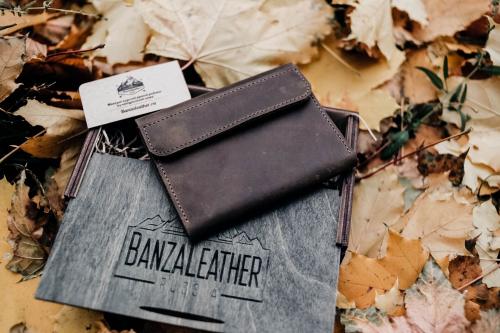 Обложка для автодокументов и паспорта ореховая - Производитель сумок «Banzaleather»